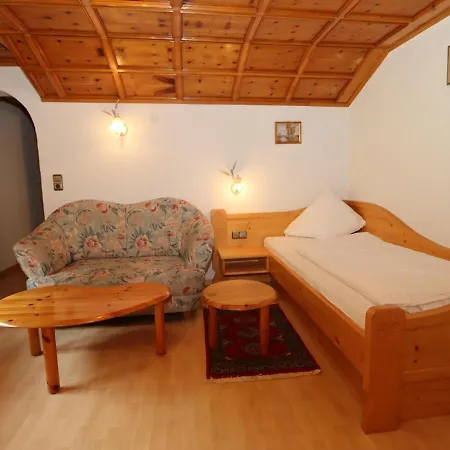 Enzianhof Apartamento *